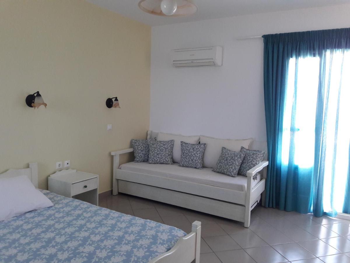 Elpidas Studios Agia Anna  المظهر الخارجي الصورة