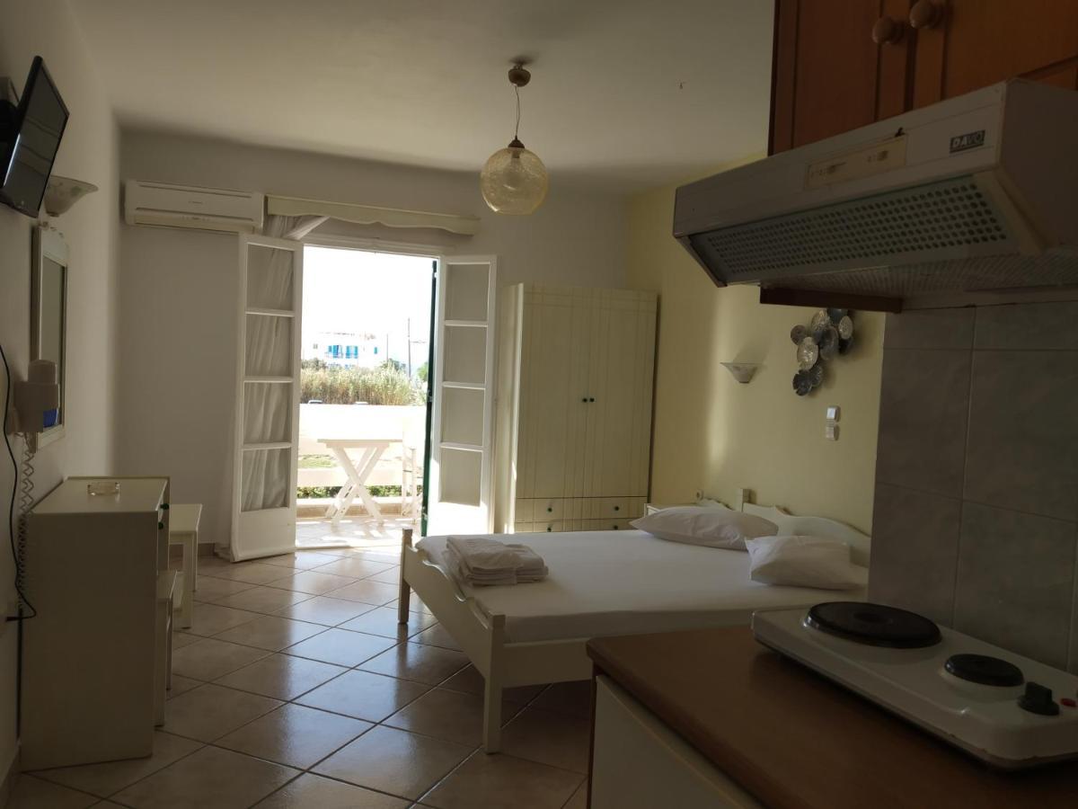 Elpidas Studios Agia Anna  المظهر الخارجي الصورة