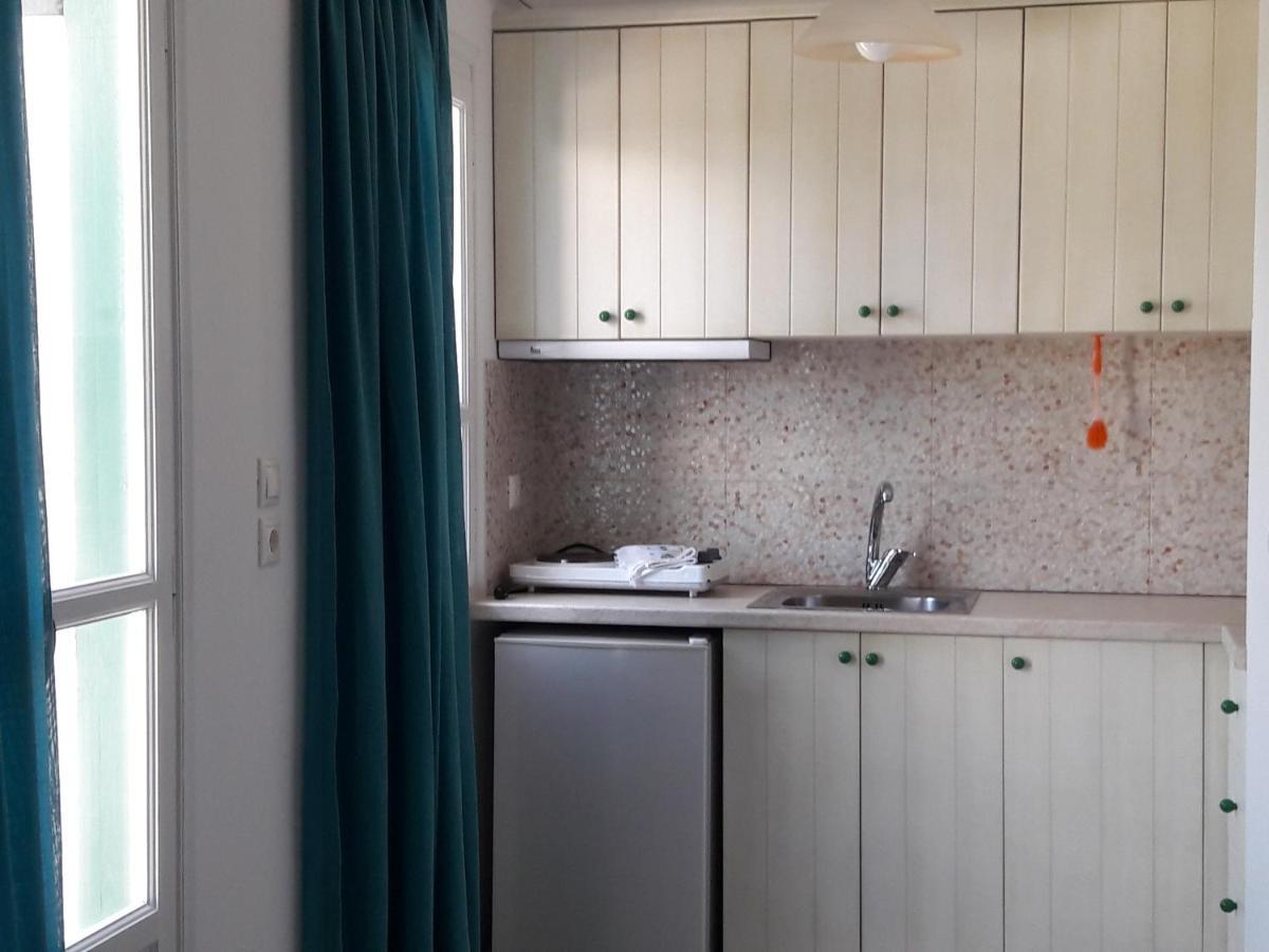 Elpidas Studios Agia Anna  المظهر الخارجي الصورة