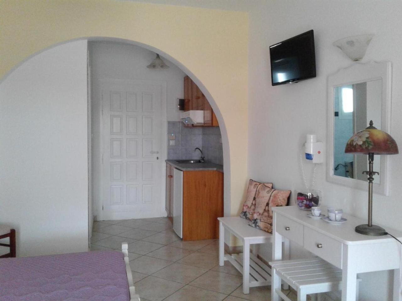 Elpidas Studios Agia Anna  المظهر الخارجي الصورة