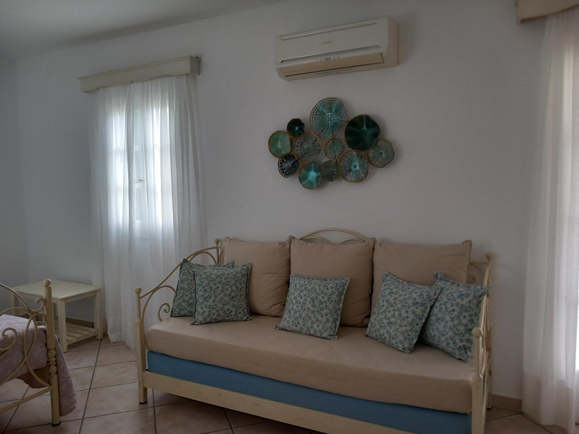 Elpidas Studios Agia Anna  المظهر الخارجي الصورة