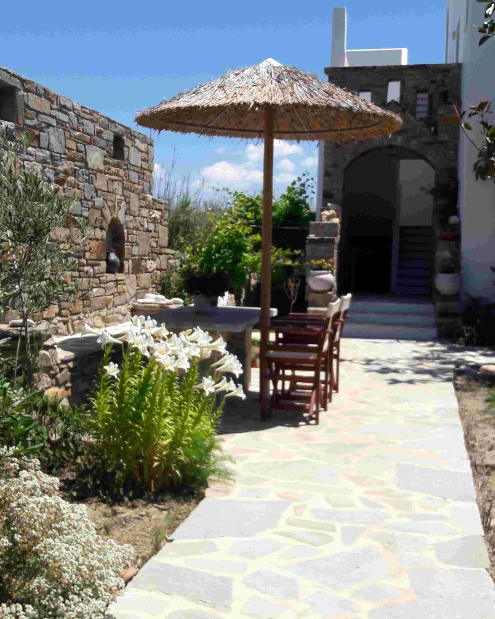 Elpidas Studios Agia Anna  المظهر الخارجي الصورة