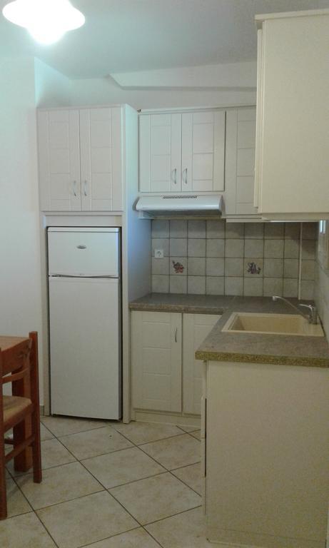 Elpidas Studios Agia Anna  المظهر الخارجي الصورة
