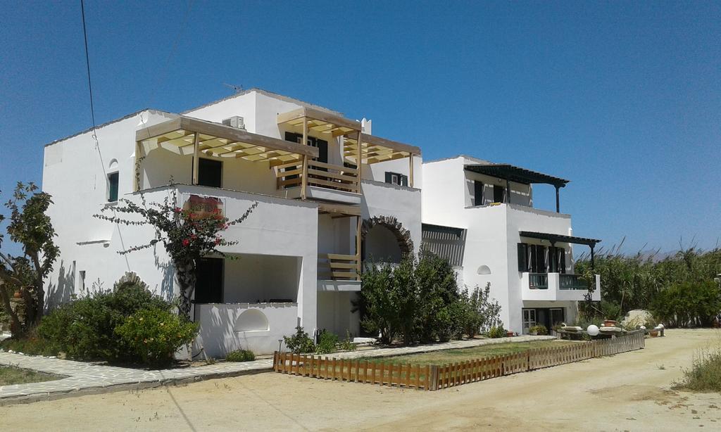 Elpidas Studios Agia Anna  المظهر الخارجي الصورة