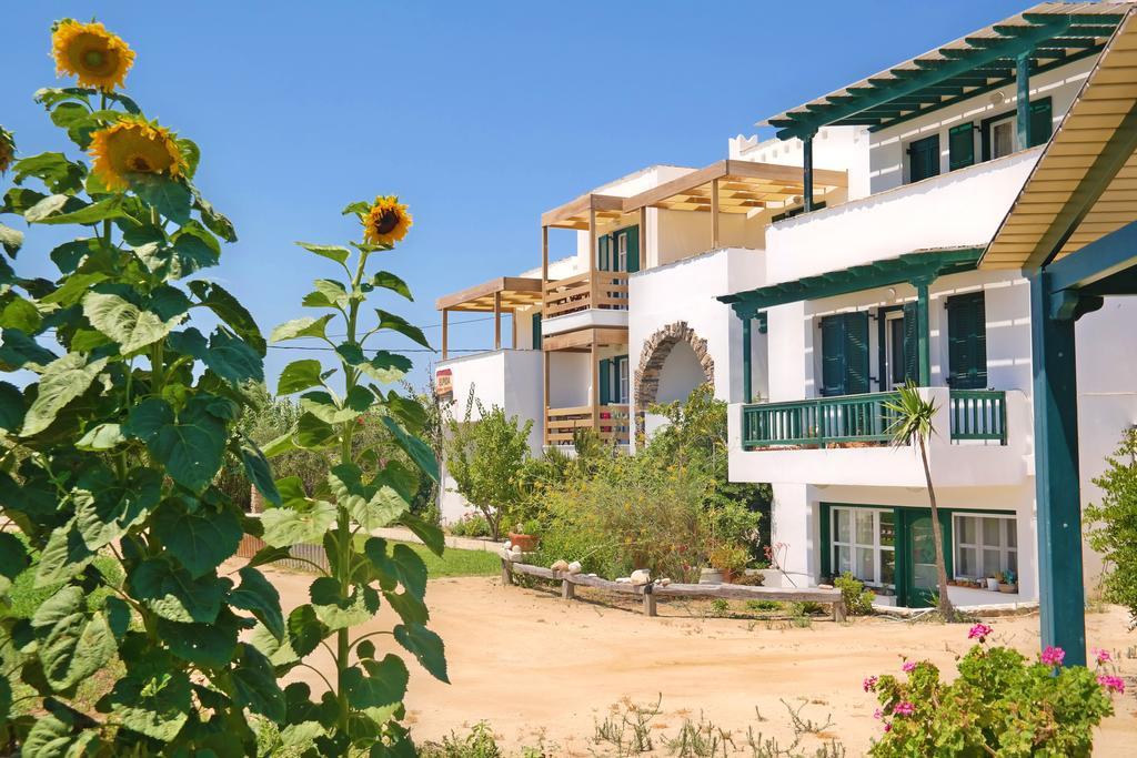 Elpidas Studios Agia Anna  المظهر الخارجي الصورة